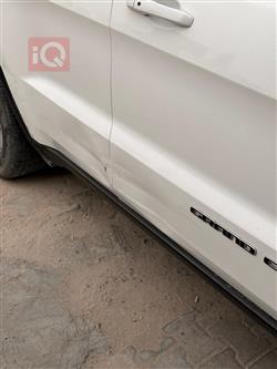 جیپ گراند شیرۆکی